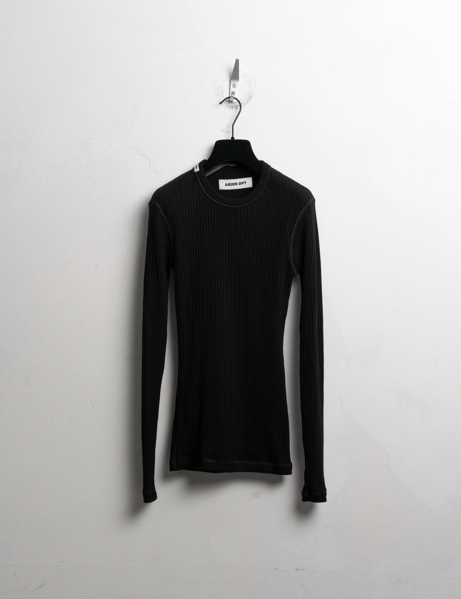 Classic Sweater - Black